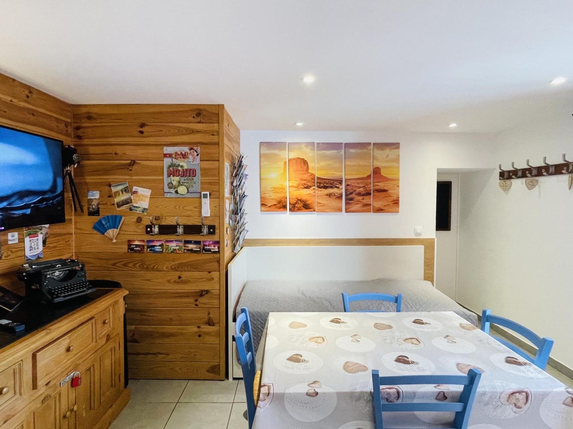Saint-Laurent-d'Andenay Le Lodge Spa מראה חיצוני תמונה